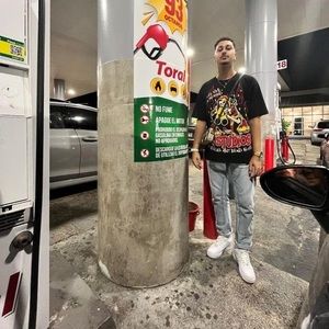 Meet your Posher, Fernando